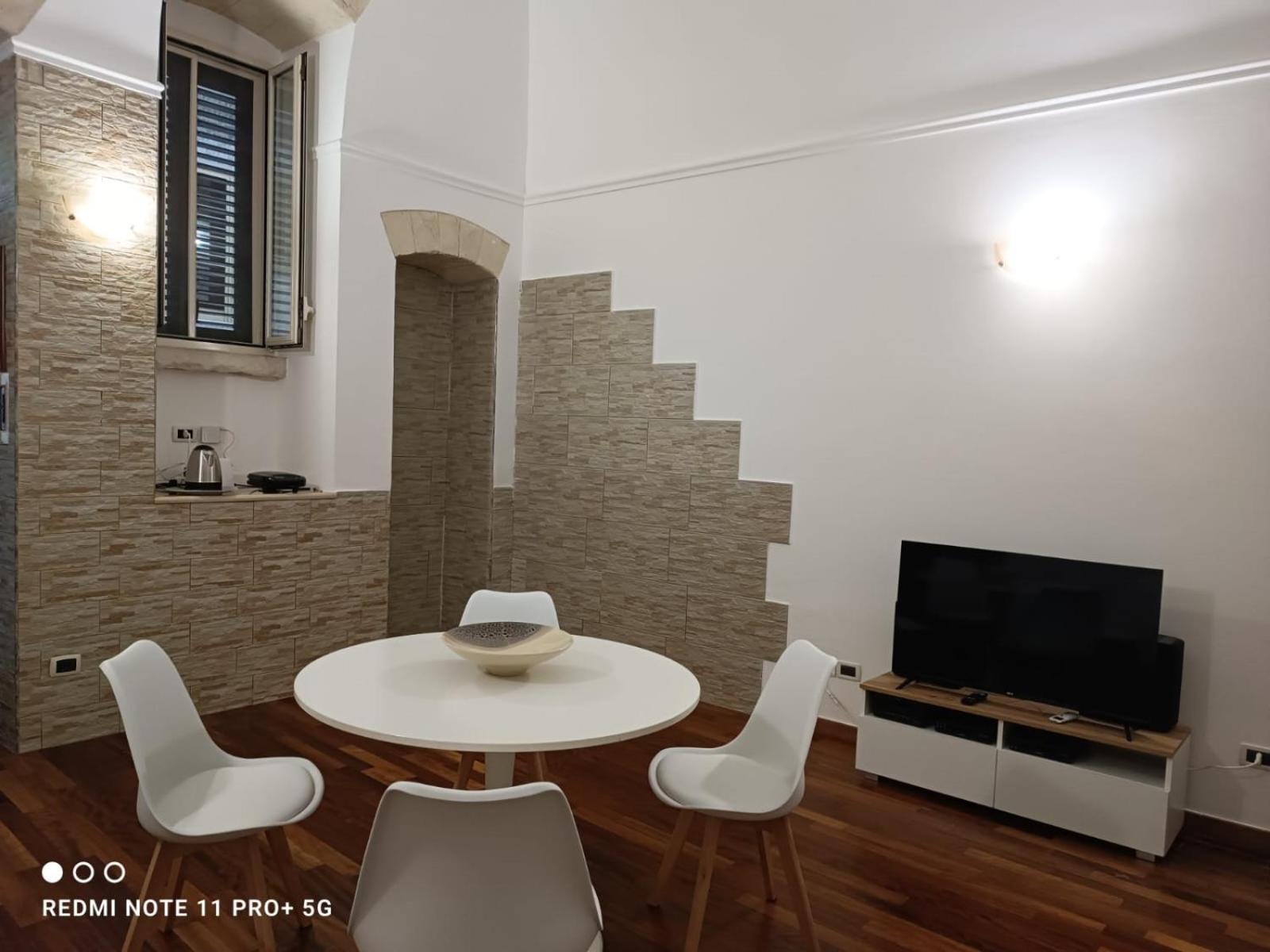 Principe Michelangelo Apartment Bari Exterior foto