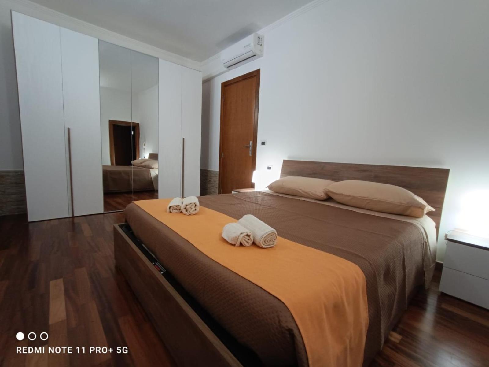 Principe Michelangelo Apartment Bari Exterior foto