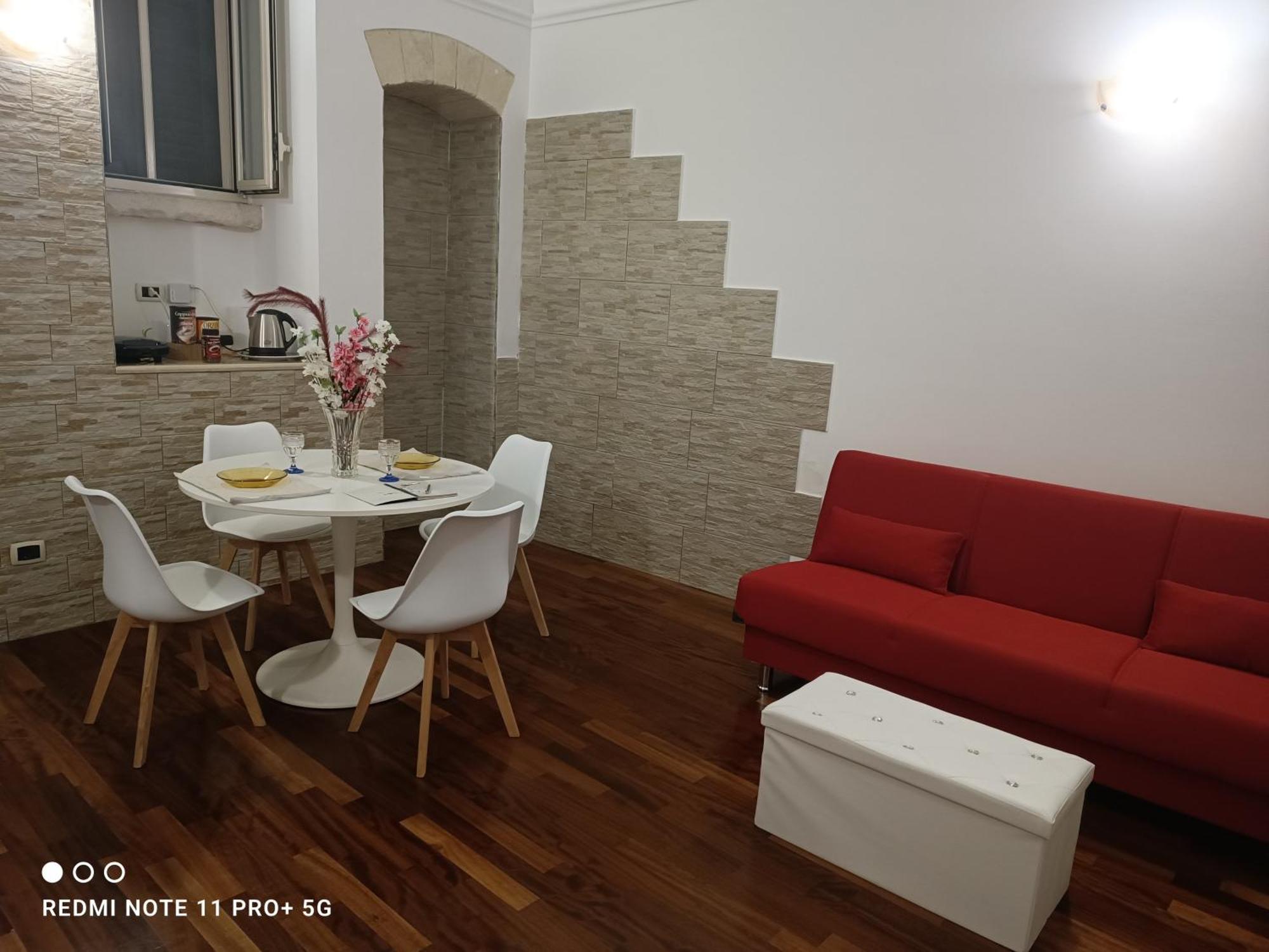 Principe Michelangelo Apartment Bari Exterior foto